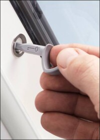 Neue Velux Dachfenster-Variante mit RC 2 Einbruchschutz