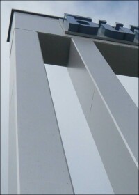 Metallischer Glanz statt stumpfem Sichtbeton