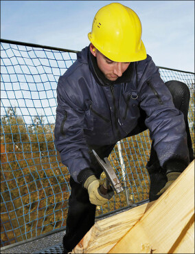 Rund die Hälfte aller tödlichen Arbeitsunfälle sind Absturzunfälle!
