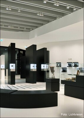 Lichtdesign-Preis 2015 „Öffentliche Bereiche / Innenraum“ für Leica-Neubau