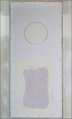 In Wände und Decken integrierbare purSonic Flächenlautsprecher nun auch mit Bässen