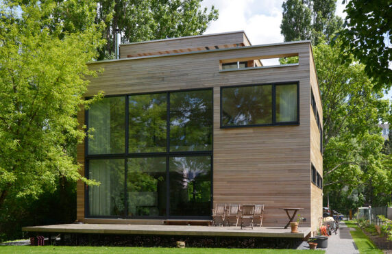 „Wohnhaus Paladino“ in Berlin von Helm Westhaus Architekten - Foto: Florian Profitlich