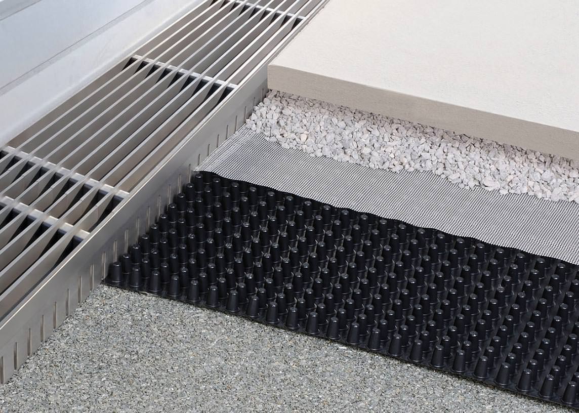 Richard Brink komplettiert sein Sortiment mit Dränagematten