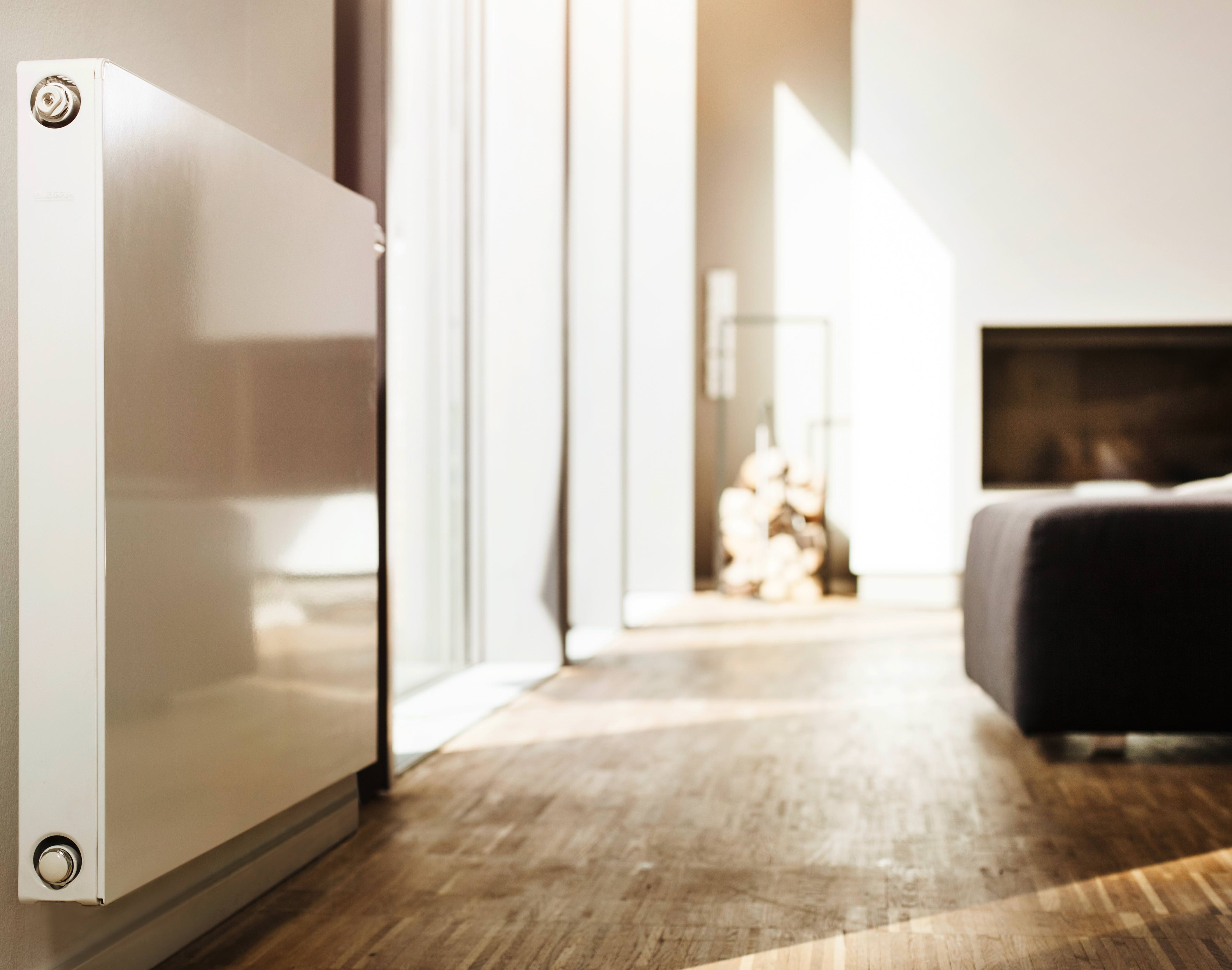 Buderus Flachheizkörper inklusive Befestigungssystem und in max. 48 ...