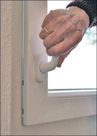 Barrierefreie/-reduzierte Fensterelemente mit Einbruchschutz