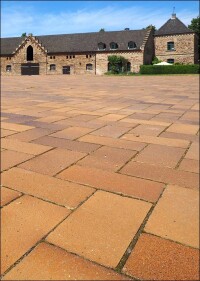 Wasserschloss Opherdicke: Pflasterklinker von Hagemeister frischt kulturelles Erbe auf