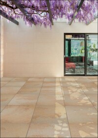 Wetterfeste Outdoor-Keramik im Solnhofener Naturstein-Look