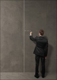 Spanische Fliesenhersteller bringen raumhohe XXXL-Formate an die Wand