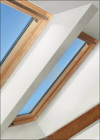 Dämmzarge und Aufkeilrahmen à la Linzmeier für Dachflächenfenster