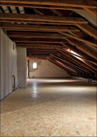 Dachbodendämmung aus Polyurethan-Hartschaum in vier Varianten