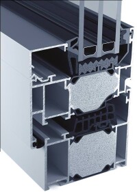 Neues W 77 Alu-Fenstersystem von Heroal: schlank, dämmend, einbruchsicher