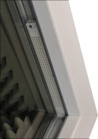 Gegenschall aus dem Isolierglasverbund - kostengünstig per Mini-Lautsprecher