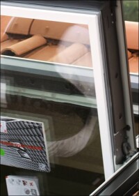 RotoQ kommt als reines Kunststoffdachflächenfenster