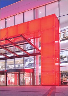 Eyecatcher Fassade und Eingangsportal