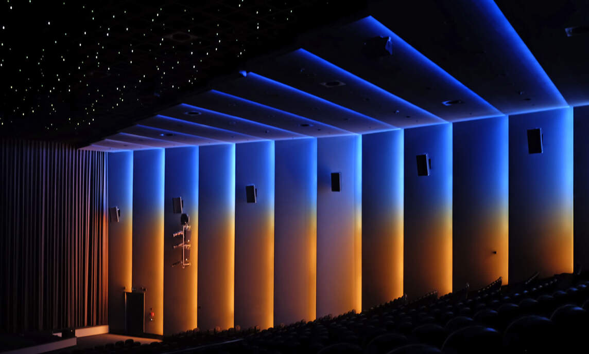 mk6 – Mathäser Kino, München - Mbeam – Atelier für Lichtkunst, Lichtinstallation und Lichtinszenierung (© Manfred Beck)