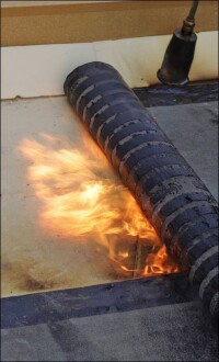 Secopur: Schwer entflammbares Flachdachelement nach DIN EN 13501-1 neu von Puren