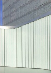 Gebäude der Visuellen Künste an der Uni von Iowa mit TWD aus Deutschland