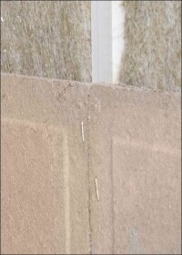 Lemix-Lehmbauplatte nun mit profilierter Oberfläche und industriell gefertigt