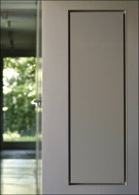 Face by Citterio, ein Heizkörper für den flächenbündigen Wandeinbau