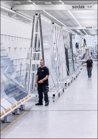 3,51 x 20 Meter: Sedak fertigt ab 2018 die größten, veredelten Gläser der Welt