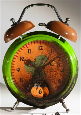 kongenial: Uhrumstellung und Rauchmelderprüfung