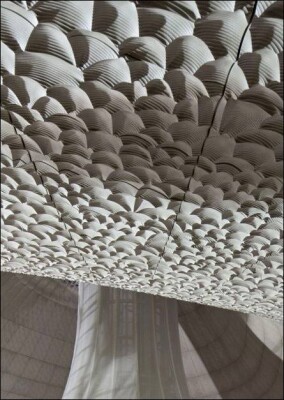 Wie die Akustik der Elbphilharmonie von 15 km vorkomprimiertem Fugen-Dichtungsband profitiert