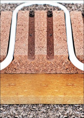 Fußbodenaufbau und -heizung aus natürlichen Rohstoffen