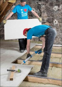 Historische Holzbalkendecke trocken und schlank mit Knauf GIFAfloor Presto saniert
