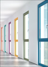 Rehau-Fenster mit neuen Oberflächen und Farben