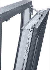 Verdeckt liegende Drehsperre für mehr Sicherheit bei u.a. agilen Kindern im Haus