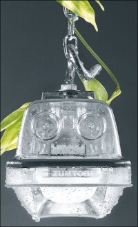 Wenn Zumtobel eine IP66-Feuchtraumleuchte Amphibia nennt