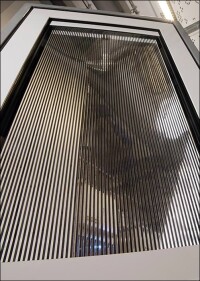 „Fluidikfenster“ mit schaltbarem Sonnenschutz und solarthermischer Energiegewinnung