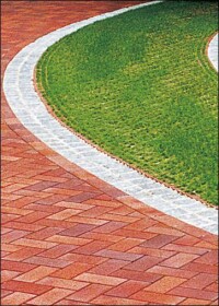 Versickerungsfähige Verkehrsflächen mit Pflasterklinkern