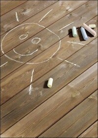 Premiere auf der GaLaBau: Modifiziertes Terrassenholz mit bauaufsichtlicher Zulassung von Kebony