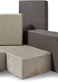 Ares und Lotis: Neue Pflasterziegel von Wienerberger in Schwarz und Hellgrau