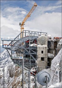 Bergstation der neuen „Seilbahn Zugspitze“ mit Montana-Verbundprofilen gefertigt