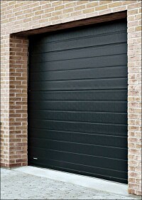 Lindab produziert Tore ressourcenschonend und recycelbar