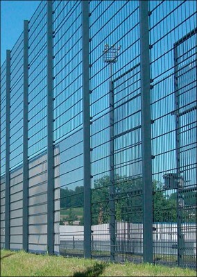 Schalldämmeigenschaften des Ballfangzauns Bekasport neu zertifiziert