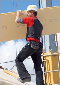 Kombinierte Unterdeck- und Putzträgerplatten STEICOduo für Dach und Wand