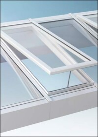 Hochwertiges Glas-Lichtband für industrielle Anwendungen neu von der JET-Gruppe