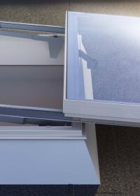 Neues Öffnungskonzept für Lichtkuppeln für Cabrio-Feeling unterm Flachdach