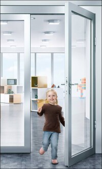 Verdeckt liegender Türschließer mit Freilauffunktion à la GU: frei im Alltag, aktiv im Brandfall