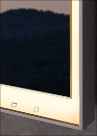 Sehen, Fühlen, Hören: Neuer Lichtspiegel von Keuco für mehrere Sinne