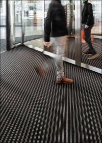 Neue Premium-Eingangsmatten von Emco Bau