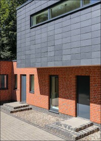 Neustart für einen Winkel-Bungalow mit Naturschutzaussicht