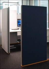 Life Nature von Lindner: Ganzglaswand mit Bambusprofilen nahezu vollständig recycelbar