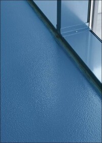 Innenliegender Radonschutz per zertifizierter Bodenbeschichtung