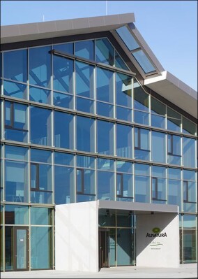 „Alnatura Arbeitswelt“ ohne RLT-Geräte, aber mit viel Brandschutz und DGNB-Platinum-Zertifizierung