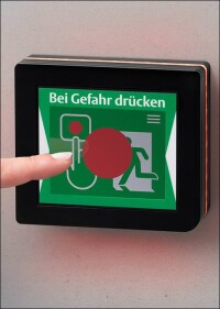 Neuartige Fluchttürsteuerung per Touch-Display von Assa Abloy