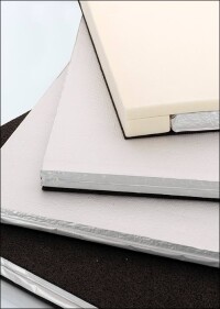 Vakuumdämmung mit unterschiedlichen Schutzlagen à la Puren